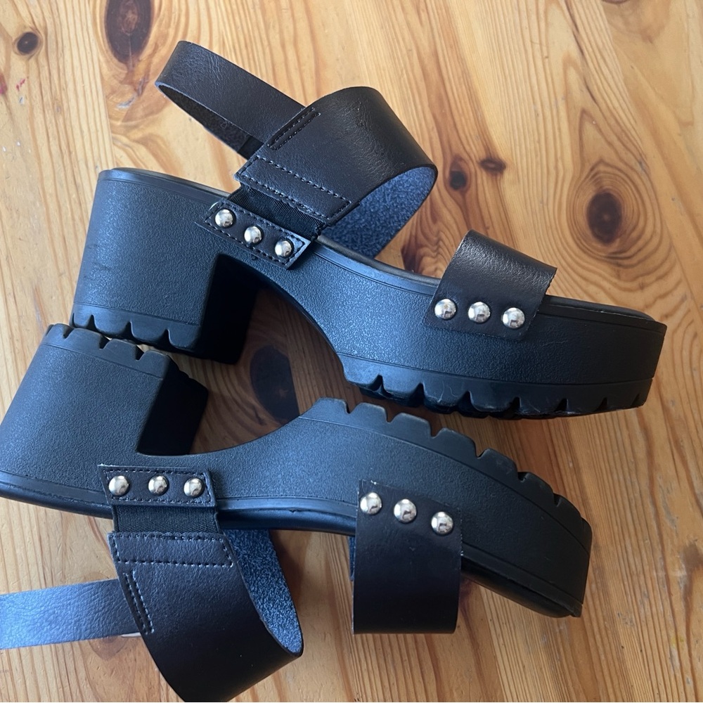Black Torrid Chunky Sandals with Silver Accents